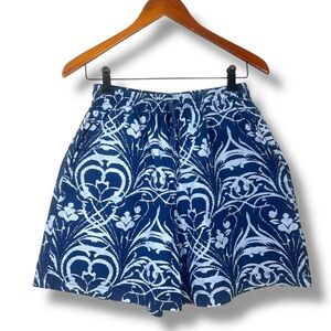 Fresh Produce Cotton Blue Floral Print Women’s Shorts Size Medium